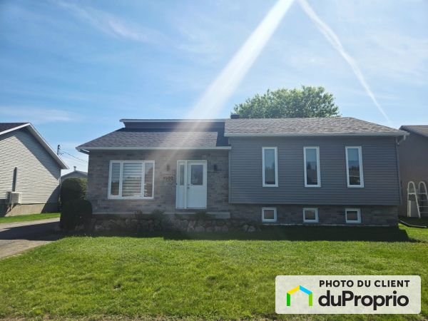 4500, avenue Charles-É.-Lambert, Shawinigan (Shawinigan-Sud) à vendre