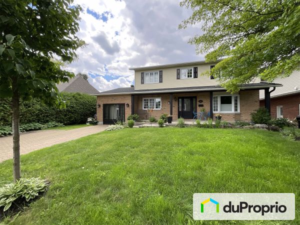 924 rue Cook, Boucherville for sale