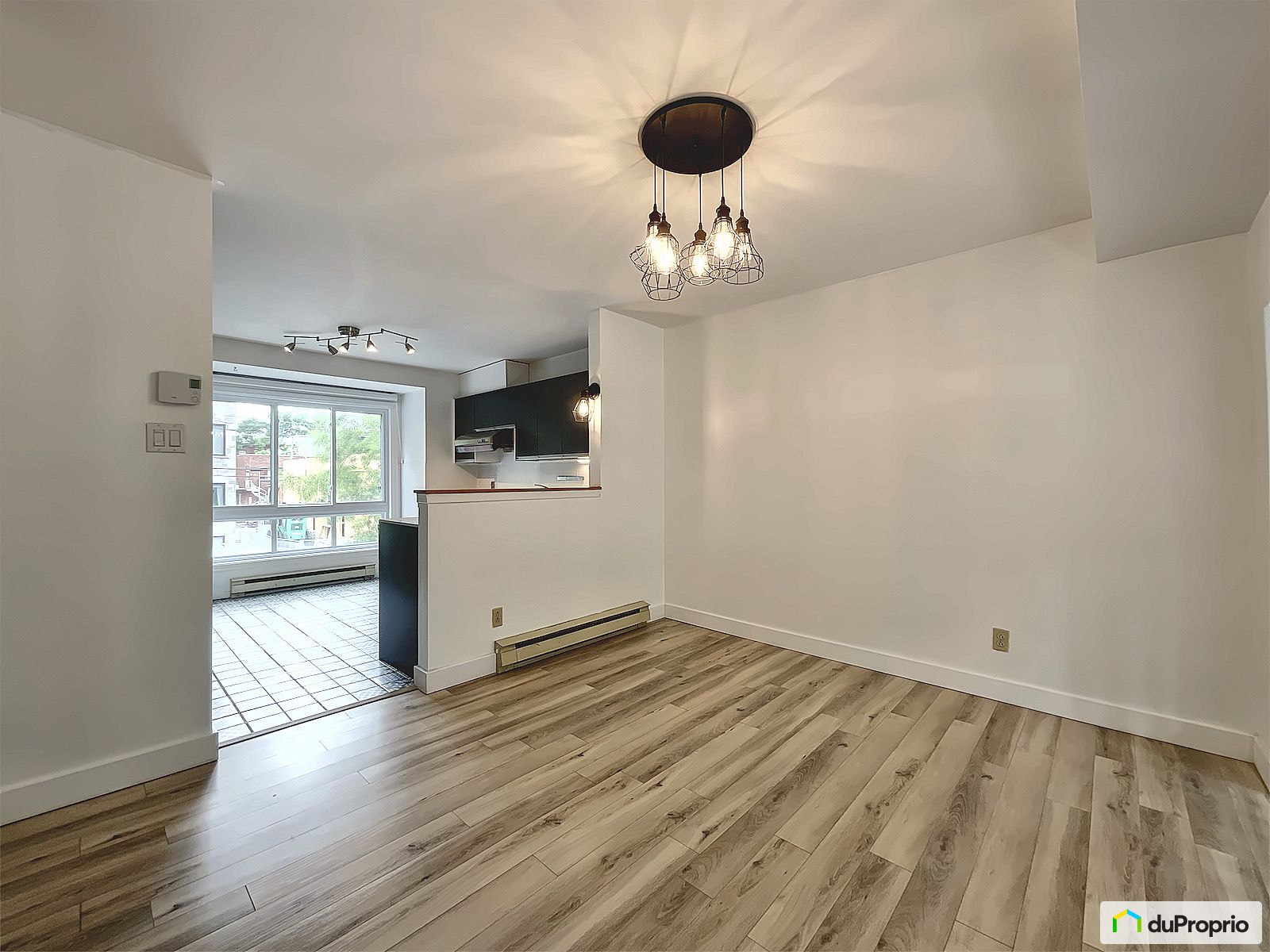 2069 Rue Lesperance — photo 2