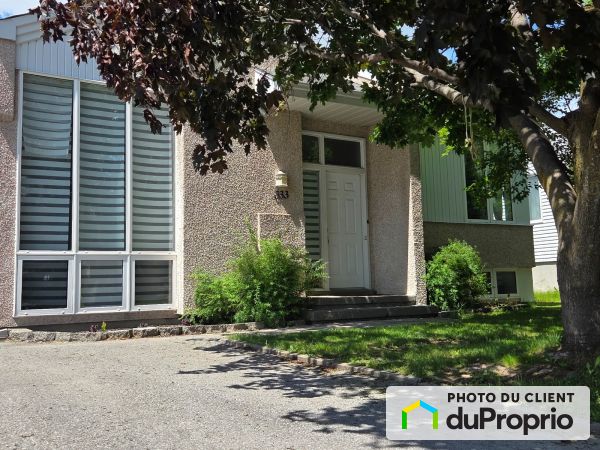 333 rue des Supérieurs, Ste-Anne-Des-Plaines for sale