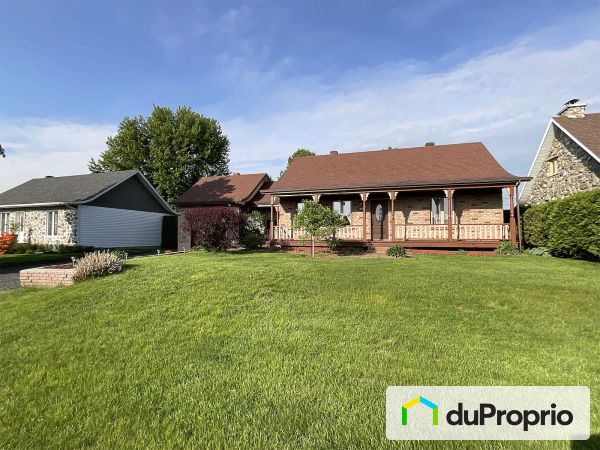 1396 boulevard des Peupliers, Ste-Marie for sale