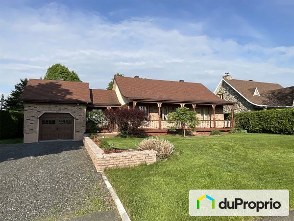 1396, boulevard des Peupliers, Ste-Marie à vendre