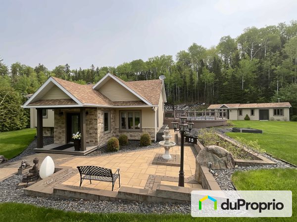 15, chemin du Domaine-Beaulieu, Hébertville à vendre