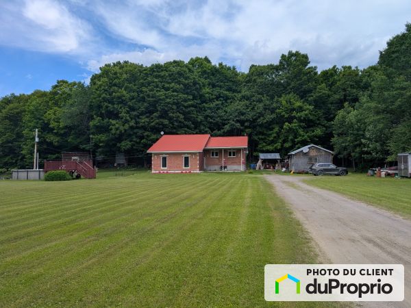 301 chemin Saint-Antoine, Val-Des-Monts (Perkins) for sale