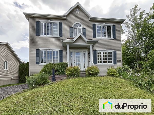 8082 rue des Tamias, Charlesbourg (ND-Des-Laurentides) for sale