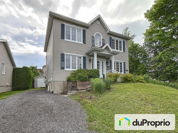 8082 rue des Tamias, Charlesbourg (ND-Des-Laurentides) for sale