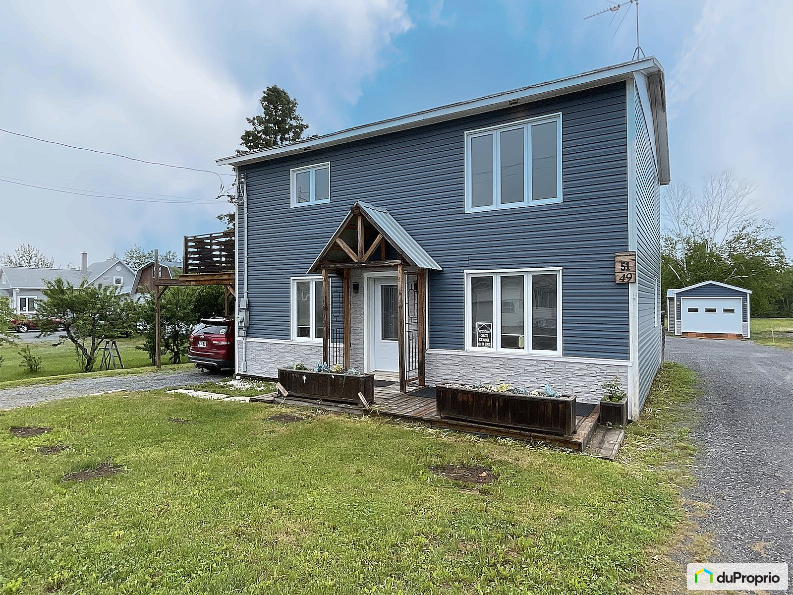 49 51 Chemin Tache Ouest — photo 1