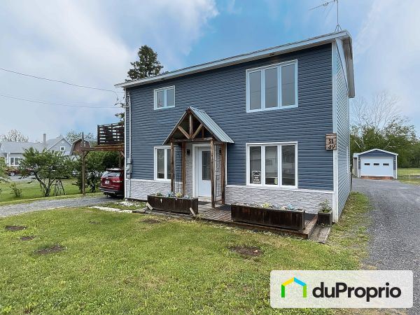49-51 chemin Taché Ouest, St-Hubert-De-Rivière-Du-Loup for sale