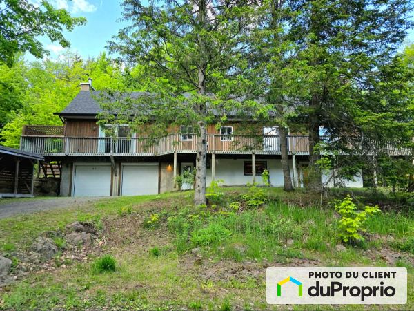 63, chemin des Pinsons, Ste-Anne-Des-Lacs à vendre