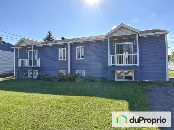 9-7, rue des Jasmins, Métabetchouan-Lac-à-la-Croix à vendre
