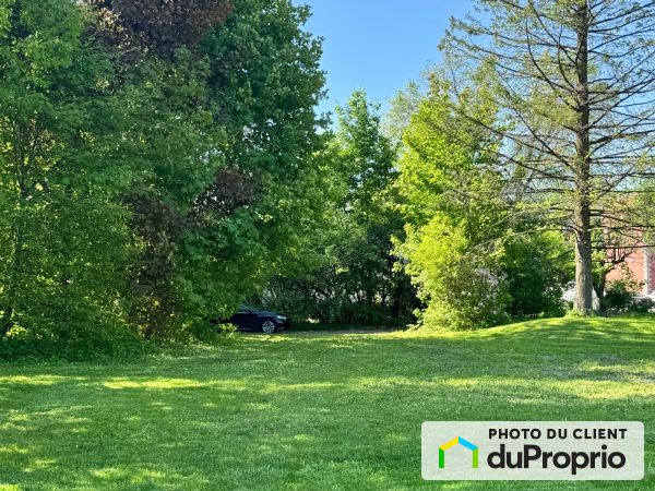 3090, rue Girouard Ouest, St-Hyacinthe à vendre