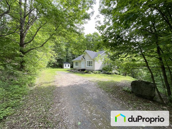 42 rue Desaulniers, Shefford for sale