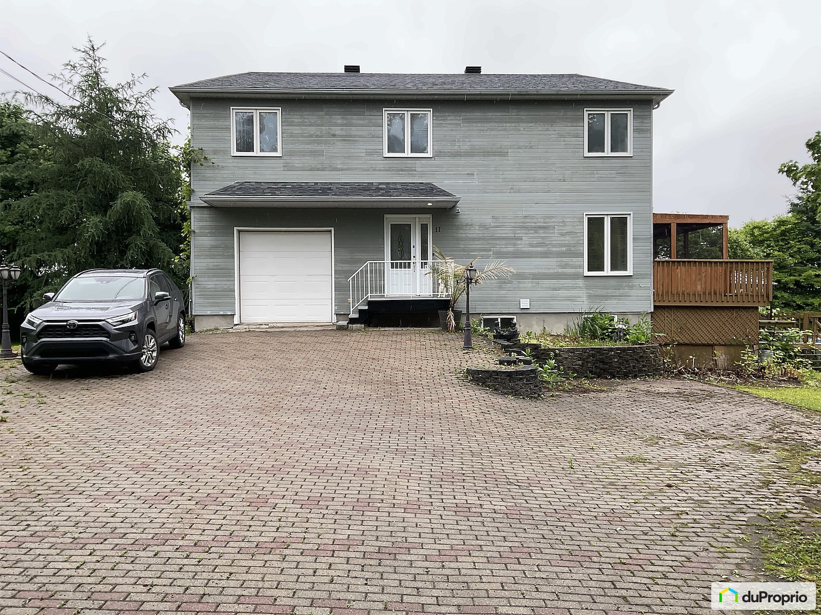 11 Avenue Des Pommiers — photo 1