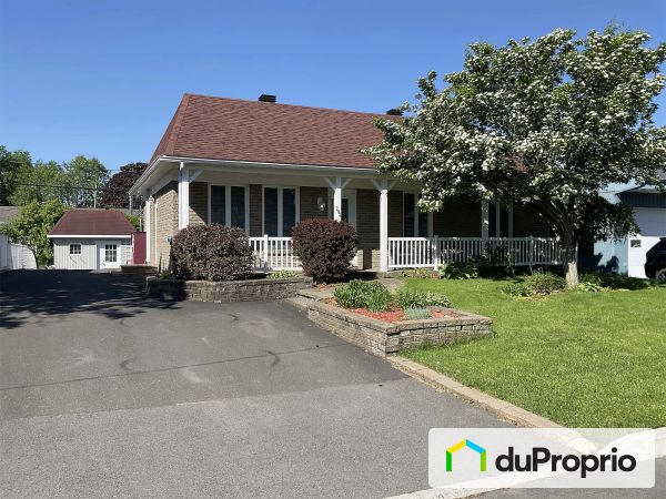 784 rue Bouchard, Pintendre for sale