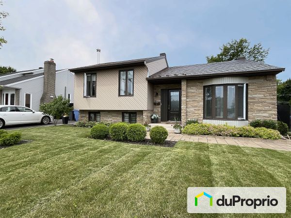 17 rue Mailhot, St-Constant for sale