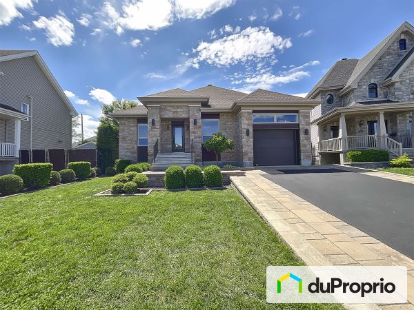 292 rue de l'Acériculteur, Ste-Marthe-Sur-Le-Lac for sale