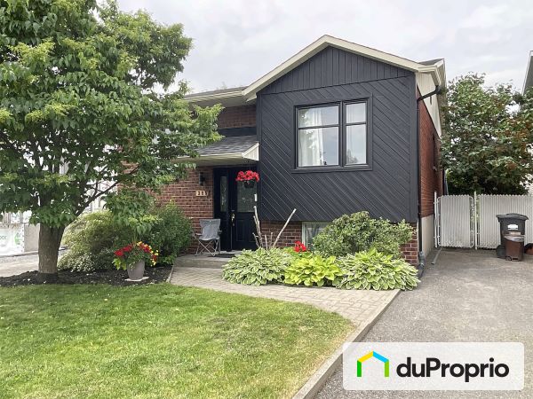 395 rue Maisonneuve, Longueuil (St-Hubert) for sale