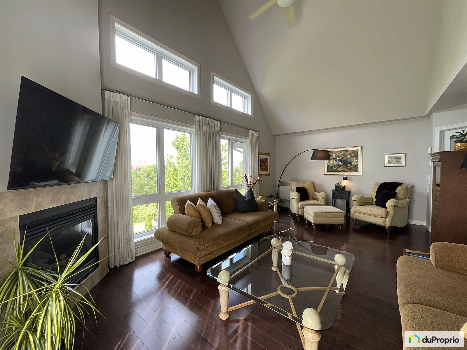 402 120 Rue Marcel De La Sablo — photo 1