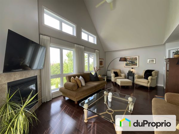 Salon du logement - 402-120, rue Marcel-de-la-Sablonnière, Ste-Therese à vendre