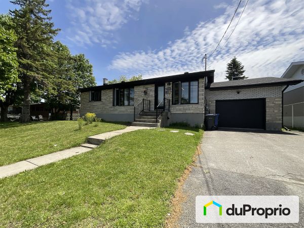 1482, rue Georges, Longueuil (St-Hubert) à vendre