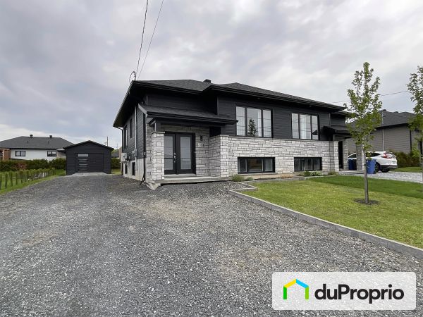 958 rue des Frères-Paré, Ste-Marie for sale