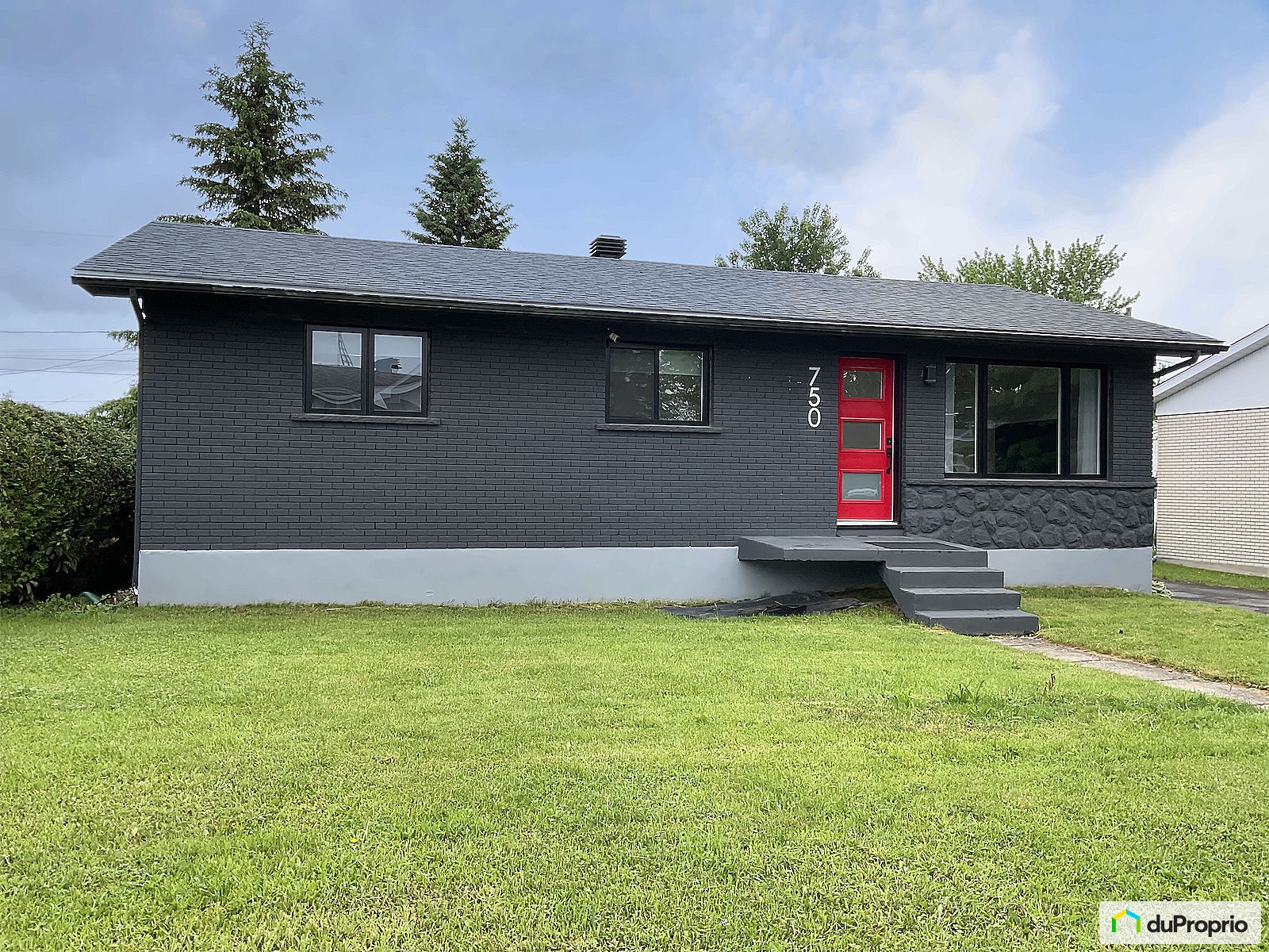 750 Rue Lambert — photo 1