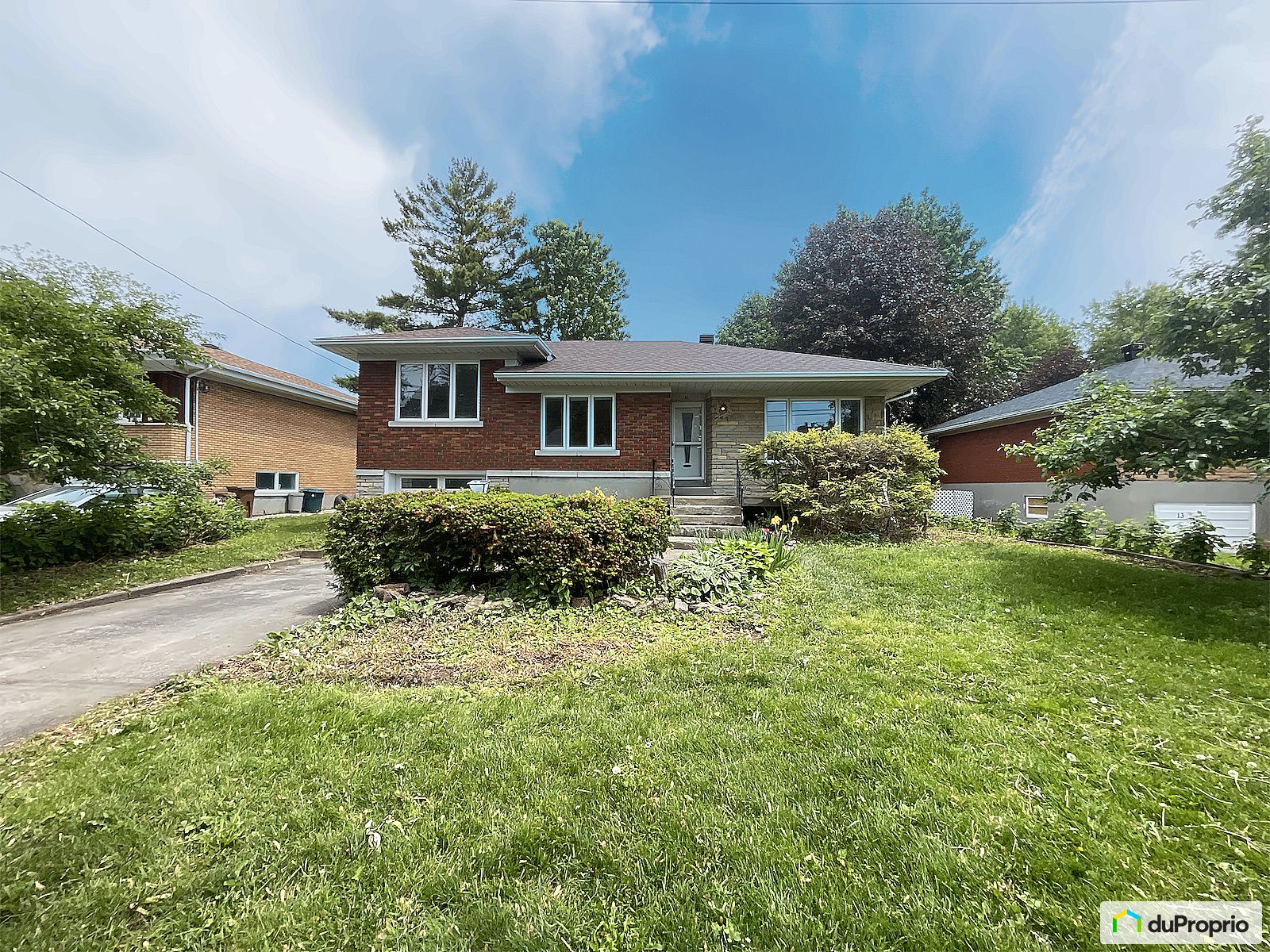 11 Avenue Grant — photo 1