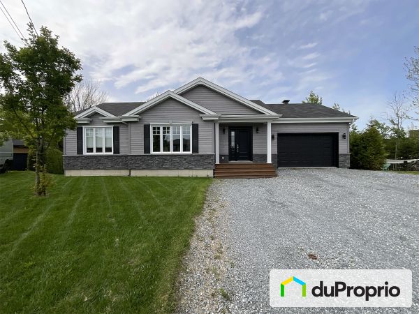 805 rue Léopold-Brochu, Ste-Marie for sale