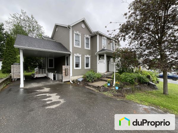 583 rue Providence, Granby for sale