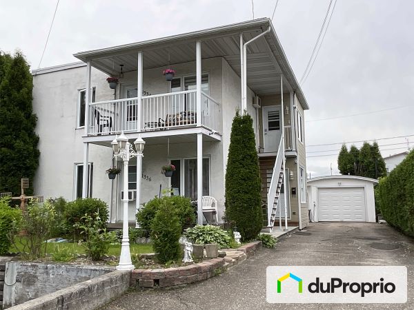 1334-1336, Chicoutimi (Chicoutimi) à vendre