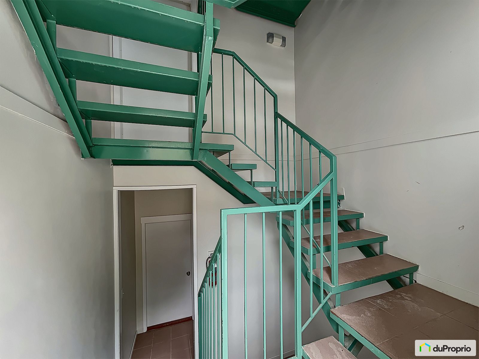 3 277 Rue Caron — photo 3