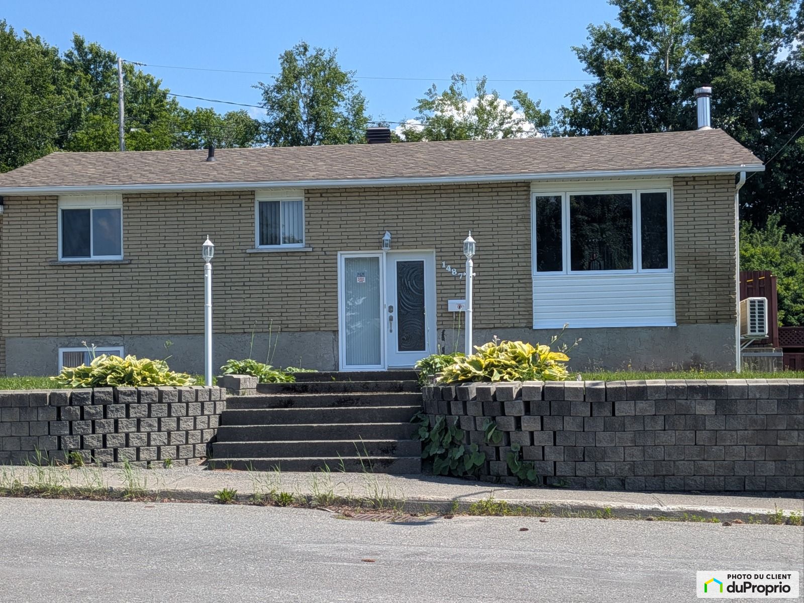 1487 Rue Lapointe — photo 2