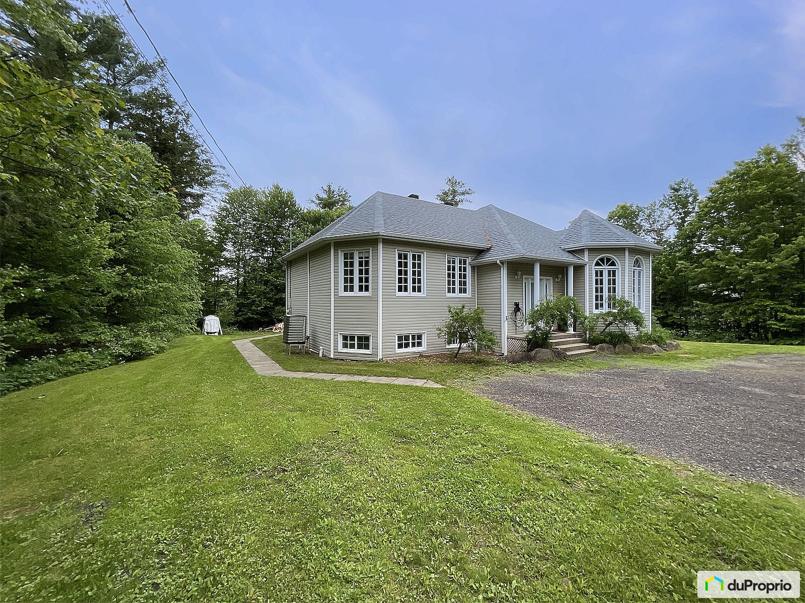 192 Rue Lavigne — photo 1
