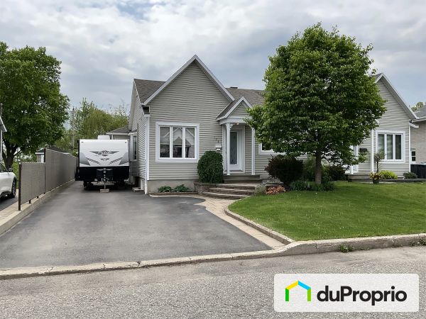 194 rue Édouard-Curodeau, St-Romuald for sale
