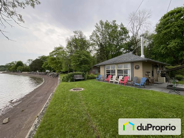 747 chemin des Canardeaux, St-Nicolas for sale