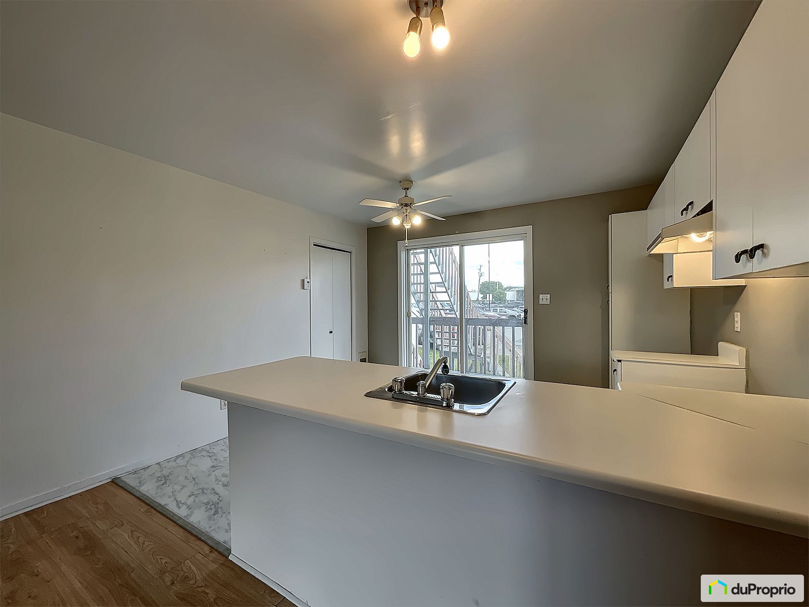 468A Avenue De La Sabliere — photo 2