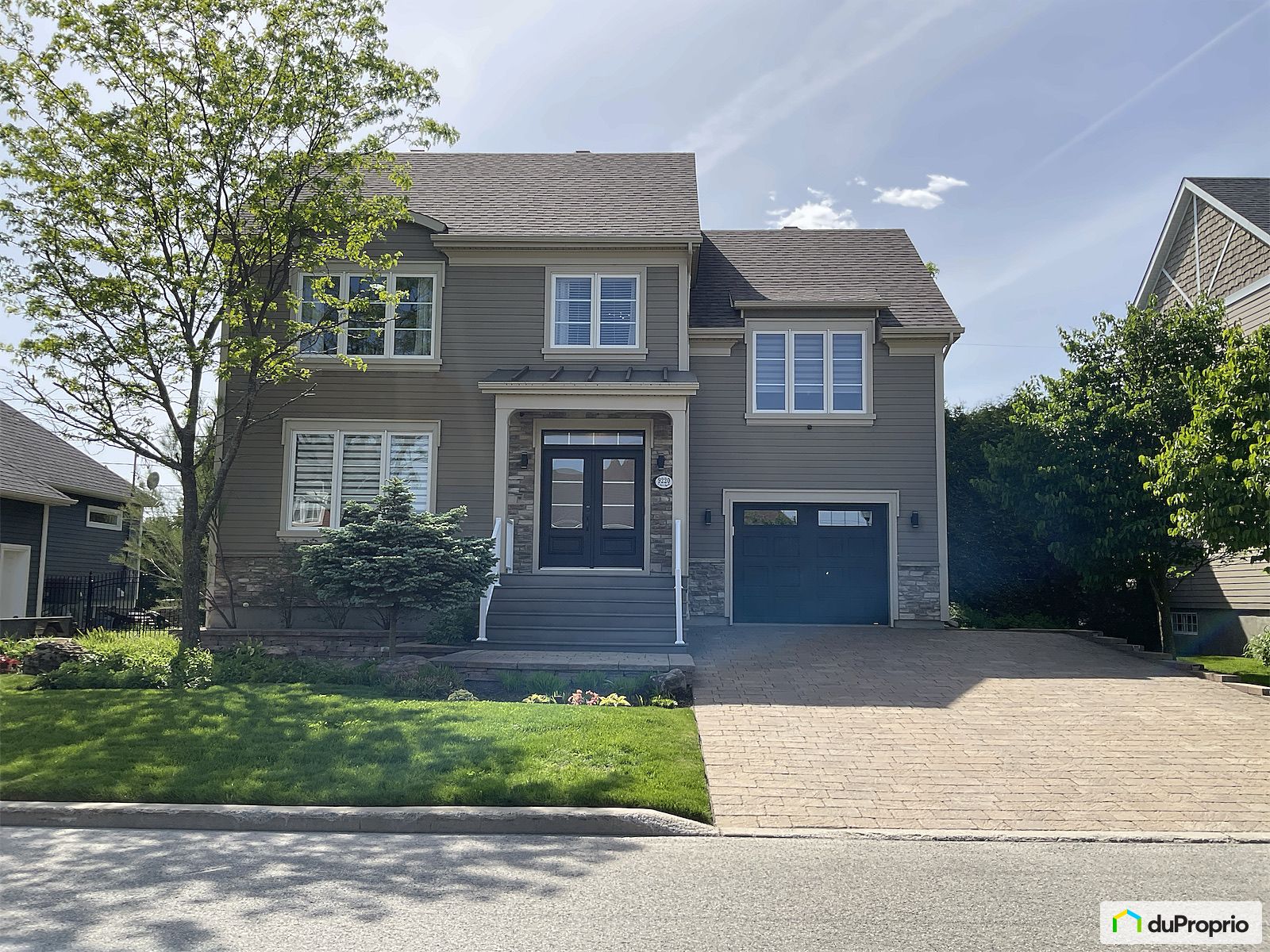 9220 Rue Yvon Paiement — photo 1