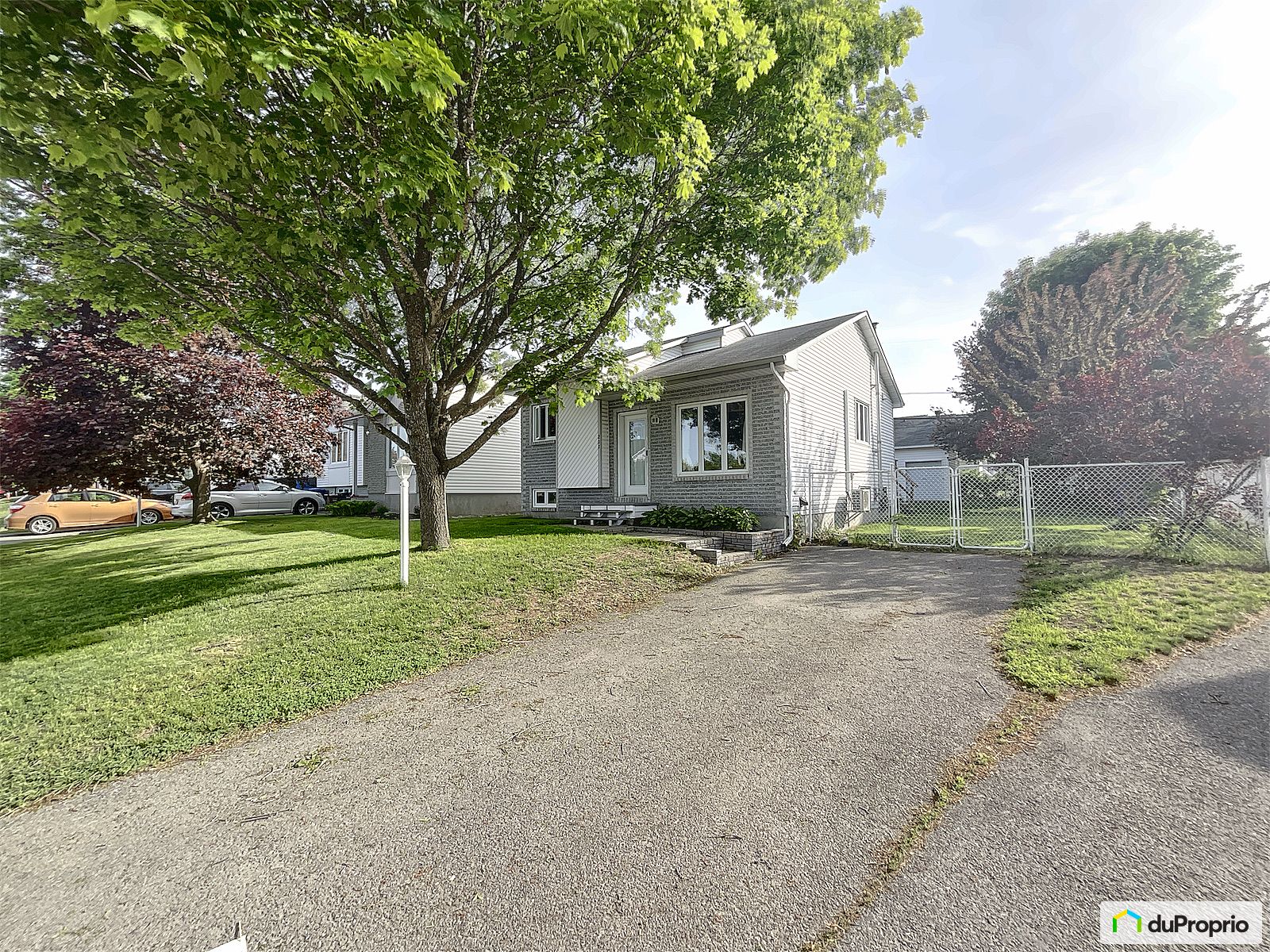 202 Rue Des Aralies — photo 1
