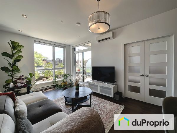 Salon - 110-420, 19e avenue, Lachine à vendre