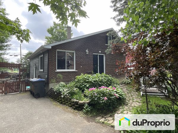 32, 9e Avenue, St-Paul-De-L'Ile-Aux-Noix à vendre