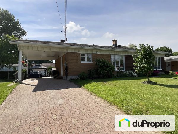 5415 rue Garneau, St-Hyacinthe (Douville) for sale