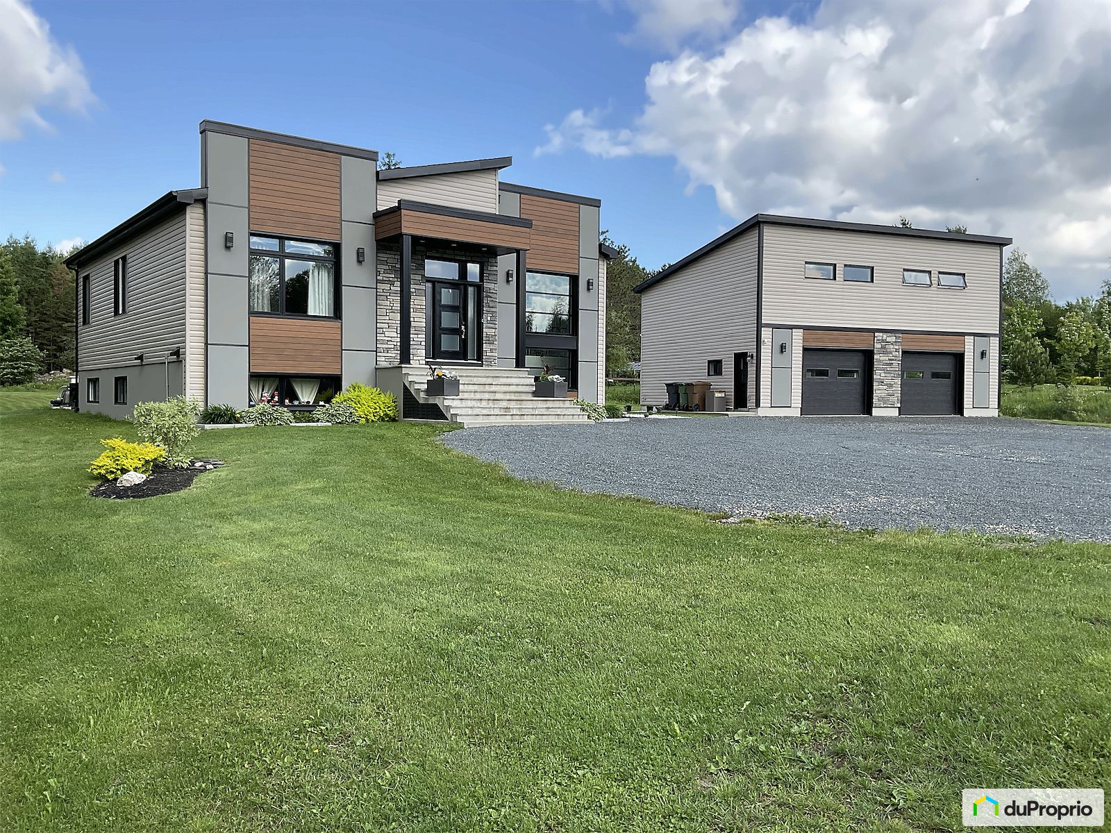 2785 Chemin Laliberte — photo 1
