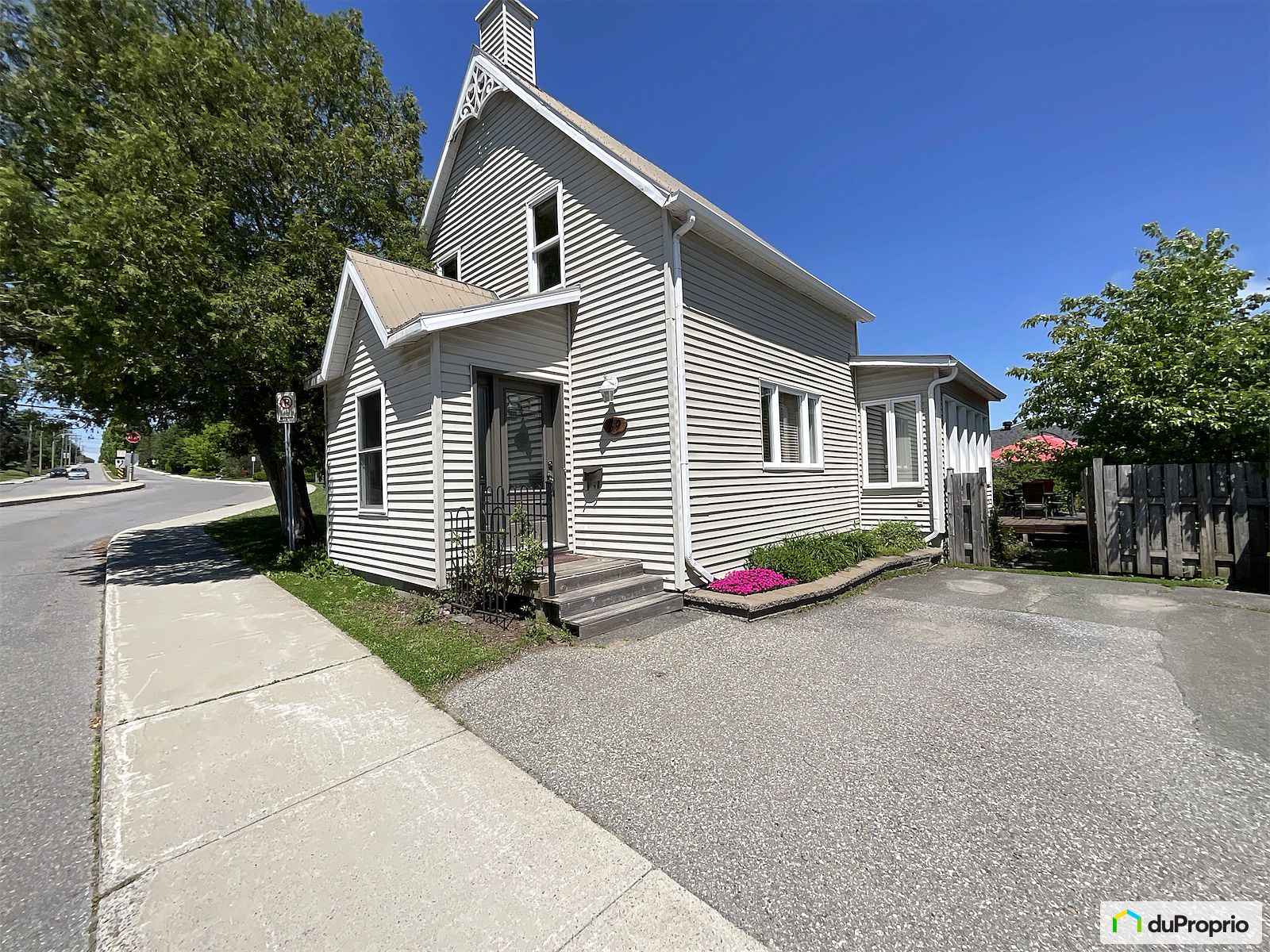 39 Rue Grove — photo 1