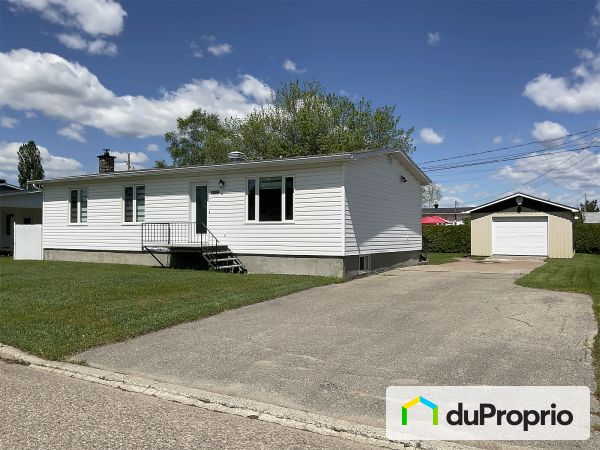 1304, rue Laure-Conan, St-Félicien à vendre