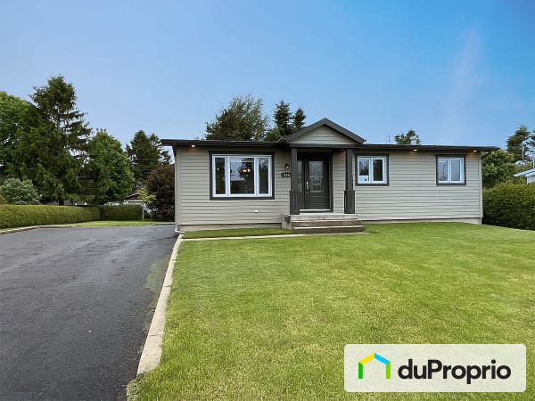 356, avenue du Bois-Joli, Rimouski (Pointe-Au-Père) à vendre