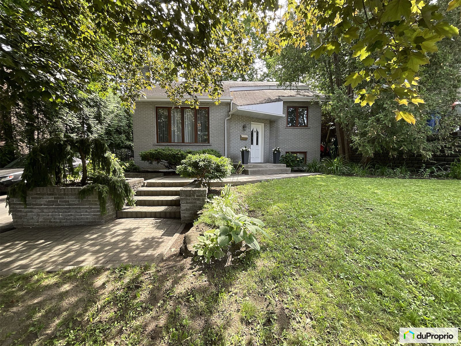 1360 Avenue De La Chanterelle — photo 1