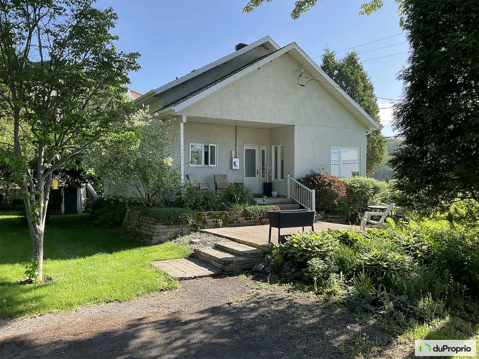 12082 Rue Notre Dame Ouest — photo 1
