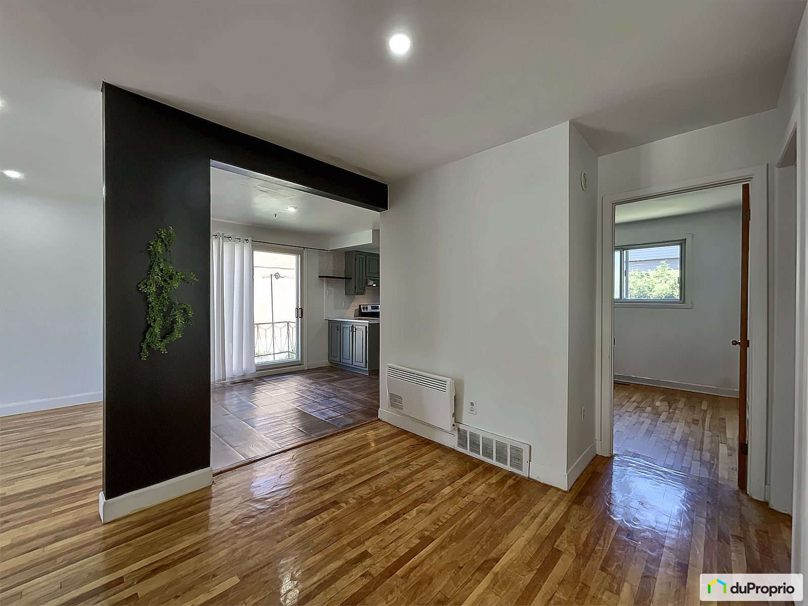 12635 25E Avenue — photo 2