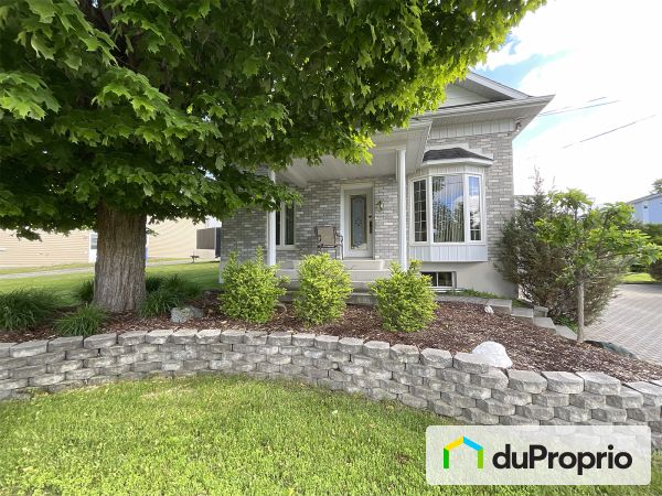4648 rue Cartier, Lac-Mégantic for sale