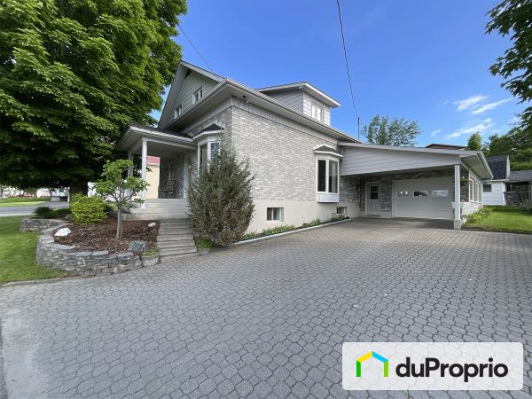 4648, rue Cartier, Lac-Mégantic à vendre